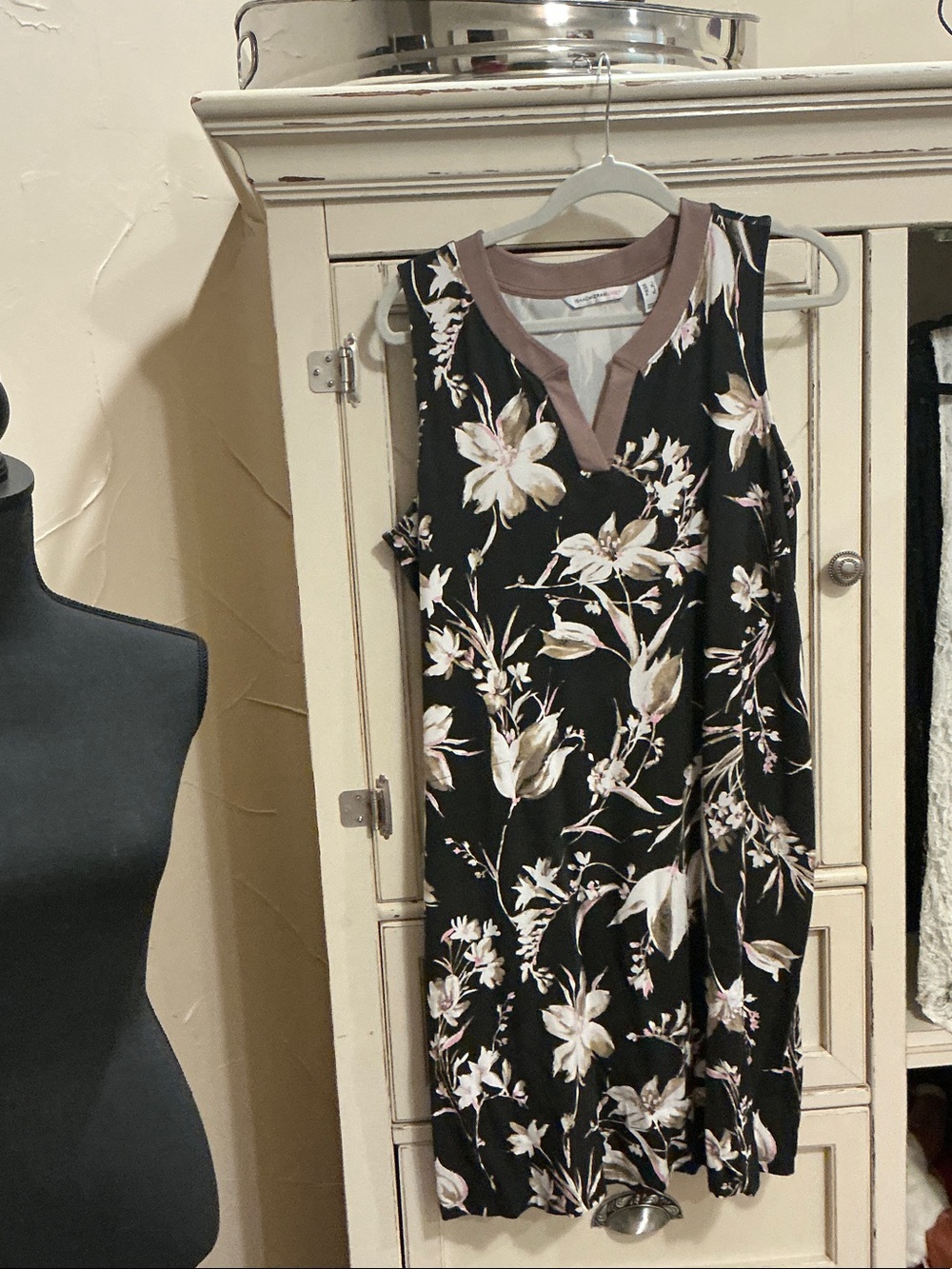 Isaac Mizrahi Black Floral Midi Dress with Taupe Trim